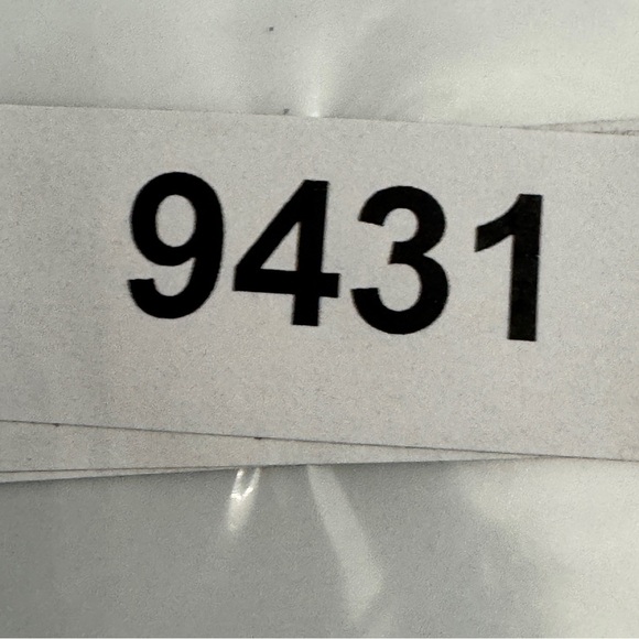 GAP 1969 Slim Cut-Off Shorts 👖 Distressed Mid Rise Light Wash | Size 2 - Picture 6 of 6